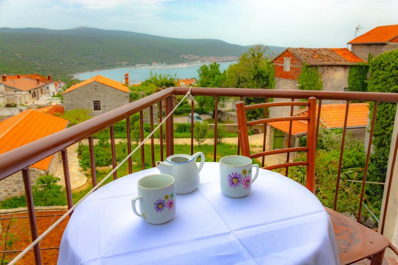 Kuca Za Odmor Kornic Villa ภายนอก รูปภาพ