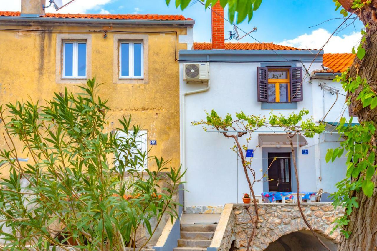 Kuca Za Odmor Kornic Villa ภายนอก รูปภาพ
